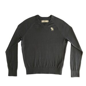 ABERCROMBIE KIDS, LONG SLEEVE V-NECK SWEATER. LIGHTWEIGHT. SIZE 7/8.